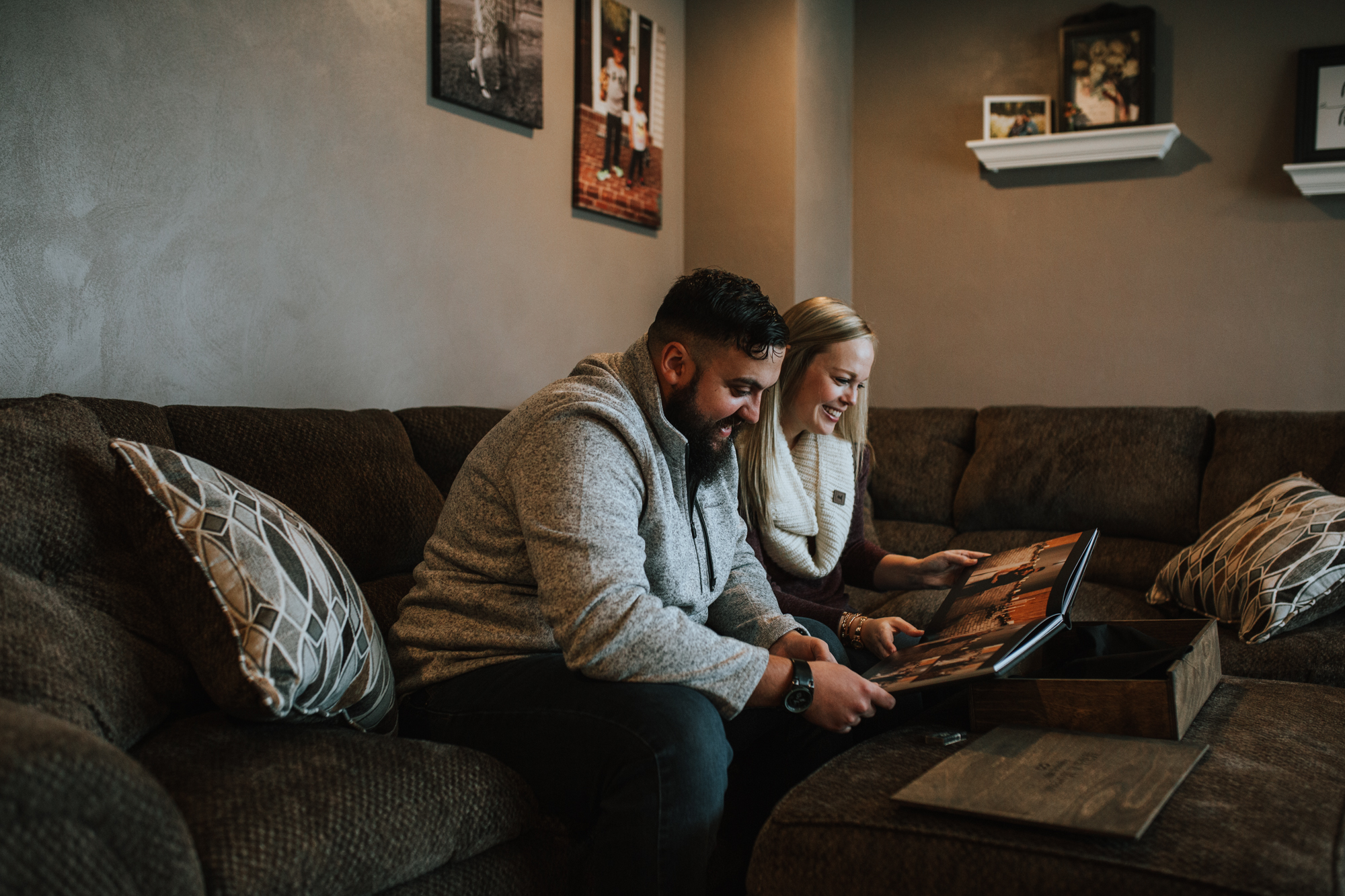 Indoor Lifestyle Family Pictures Strasburg, IL :: White