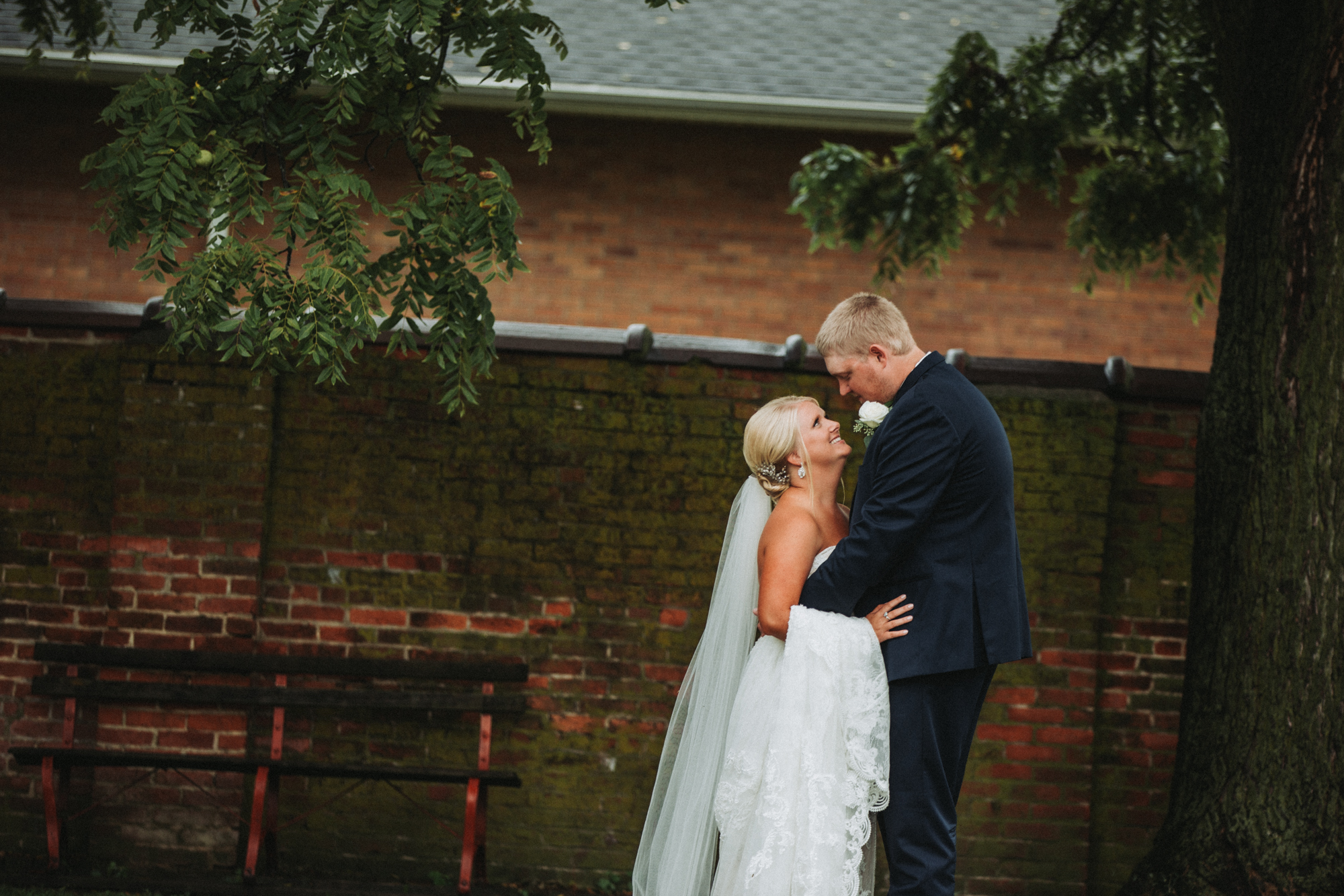 Teutopolis, IL Wedding Photography :: Brent + Holly
