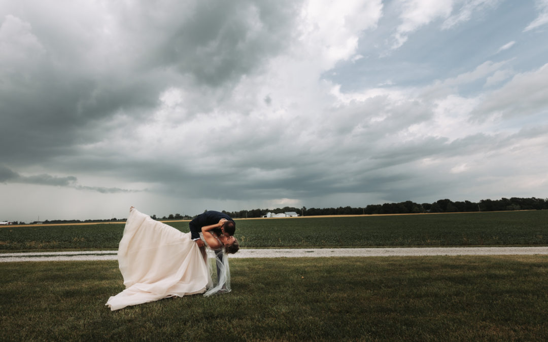 Rain Rain Go Away – Victoria and Grant :: Highland, IL Wedding Photographer